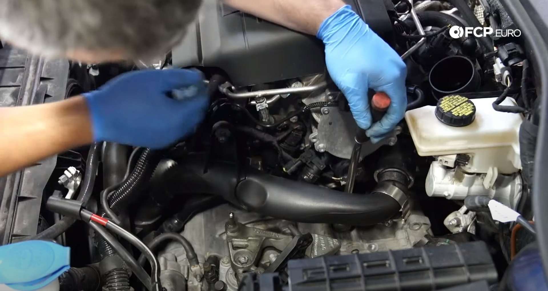 12-DIY_VW_GTI_Clutch-Job-Prepping-Topside-Transmission