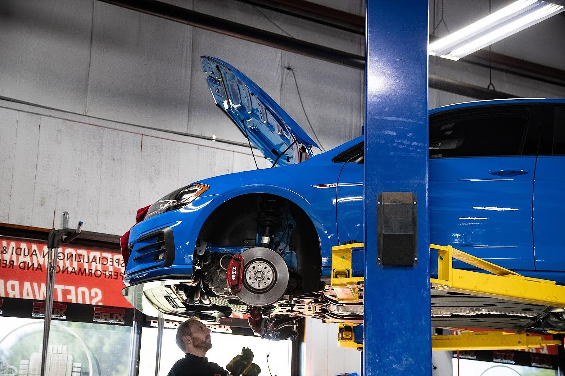 08_VW Mk7 GTI on lift inspection
