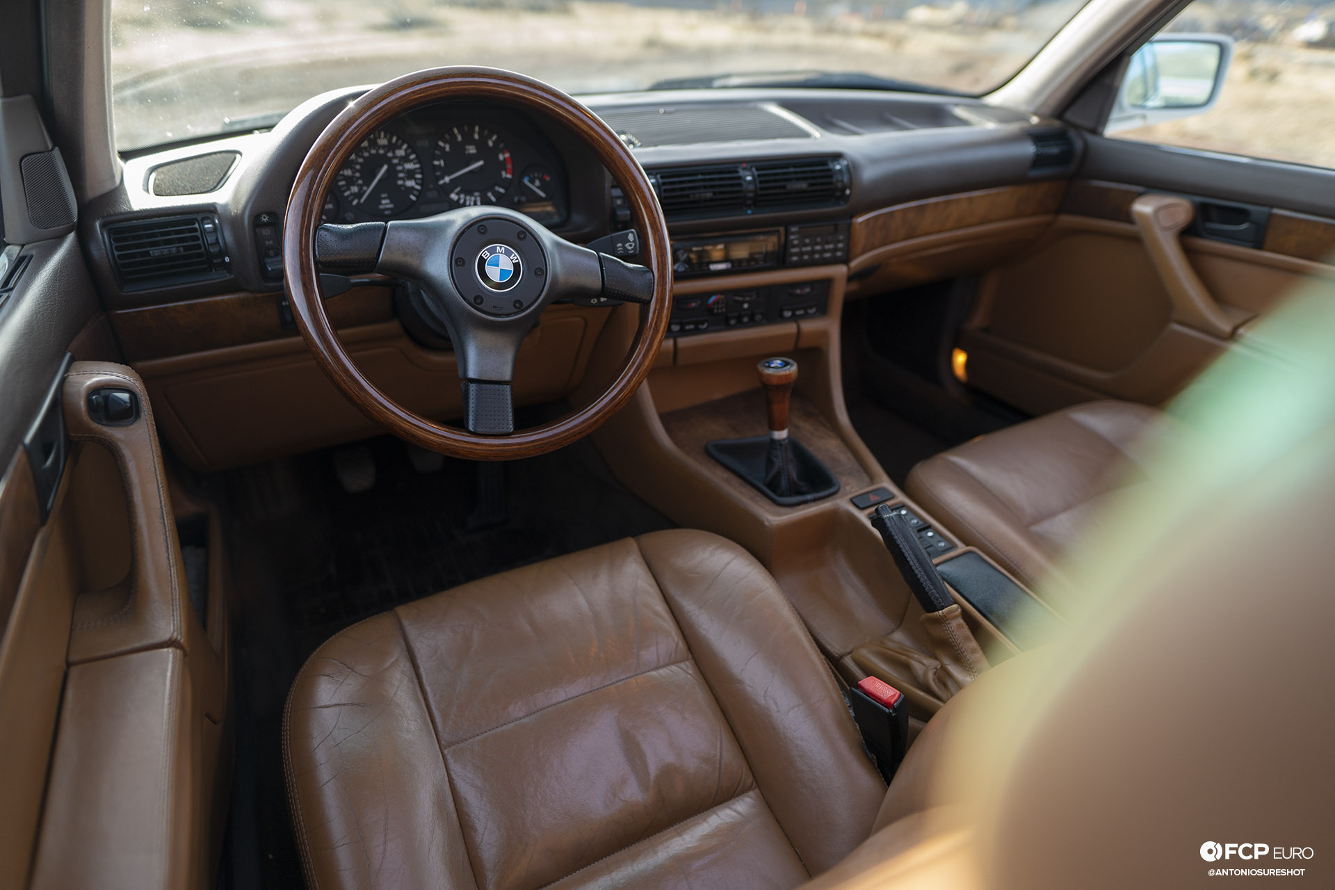 BMW E32 750iL 6 speed A9A02526