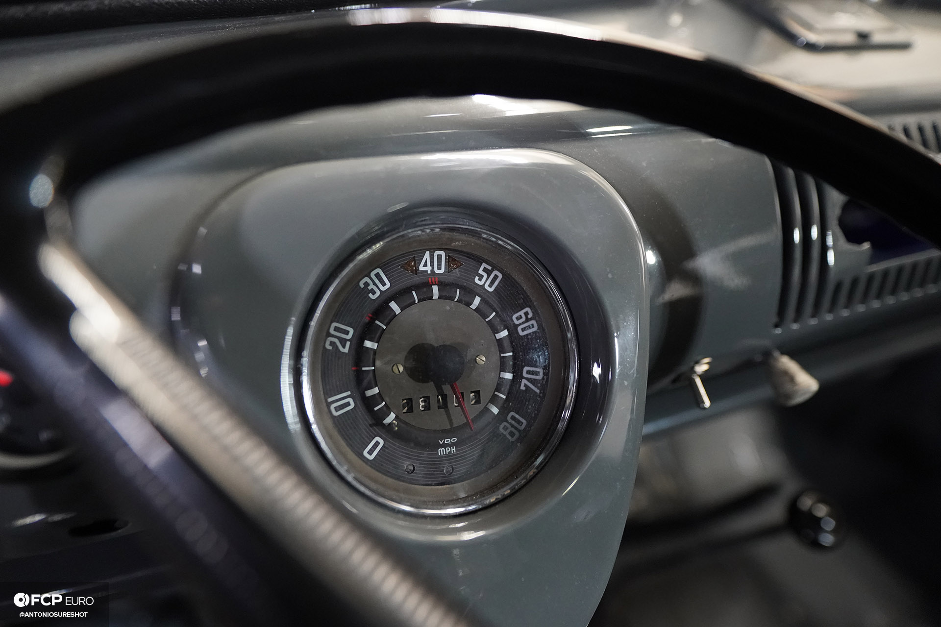 Vw Bus HDQTRS NYC A9A02203