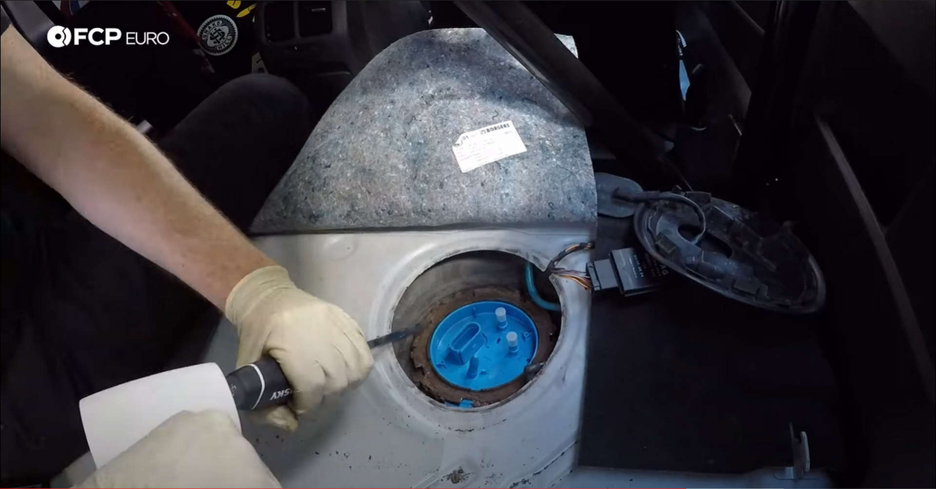 DIY VW GTI Fuel Pump tightening the locking ring