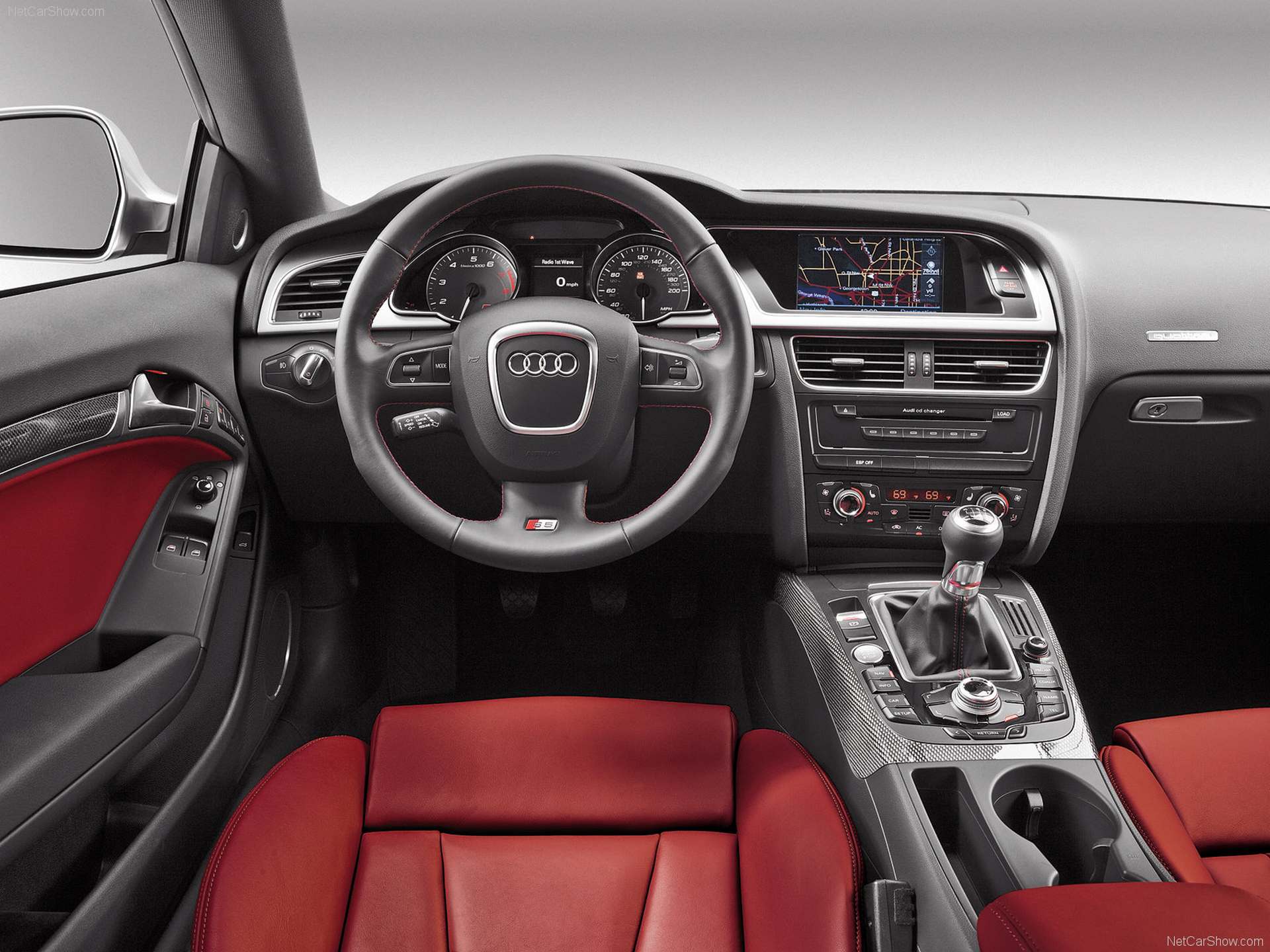 Audi-S5-2008-Interior.790ac103.jpg