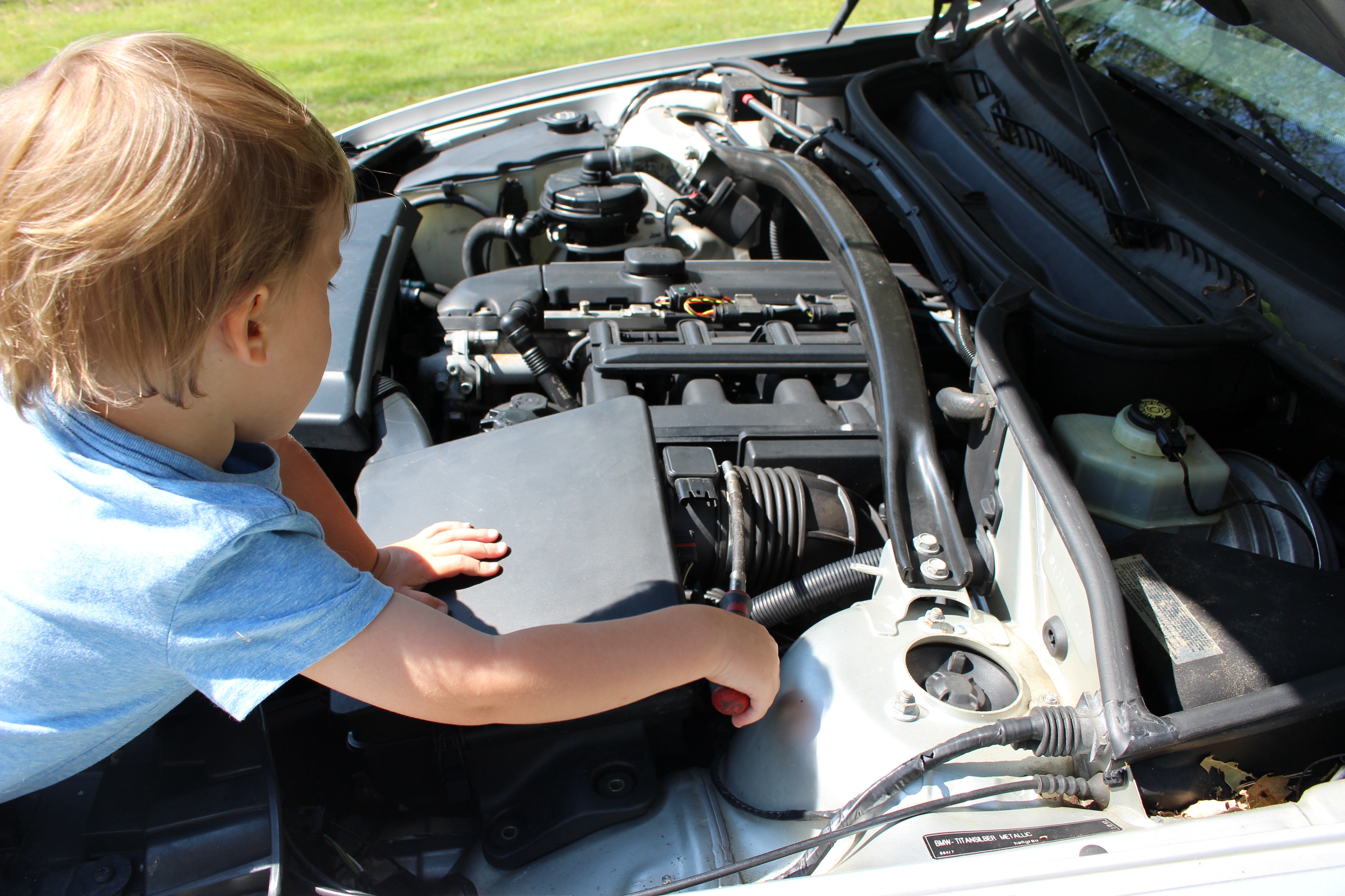 Oliver and a BMW X3 (2)