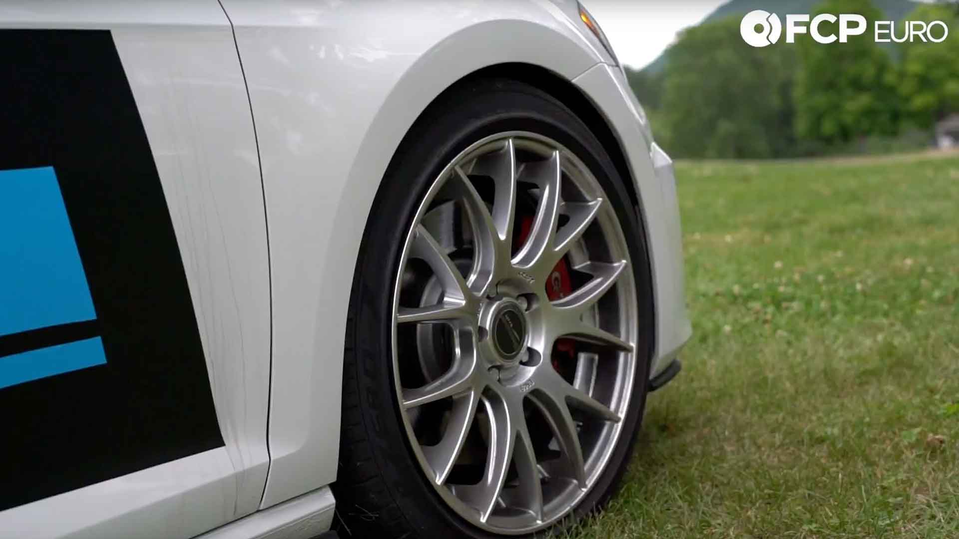 2017-volkswagen-gti-lime-rock-park-6