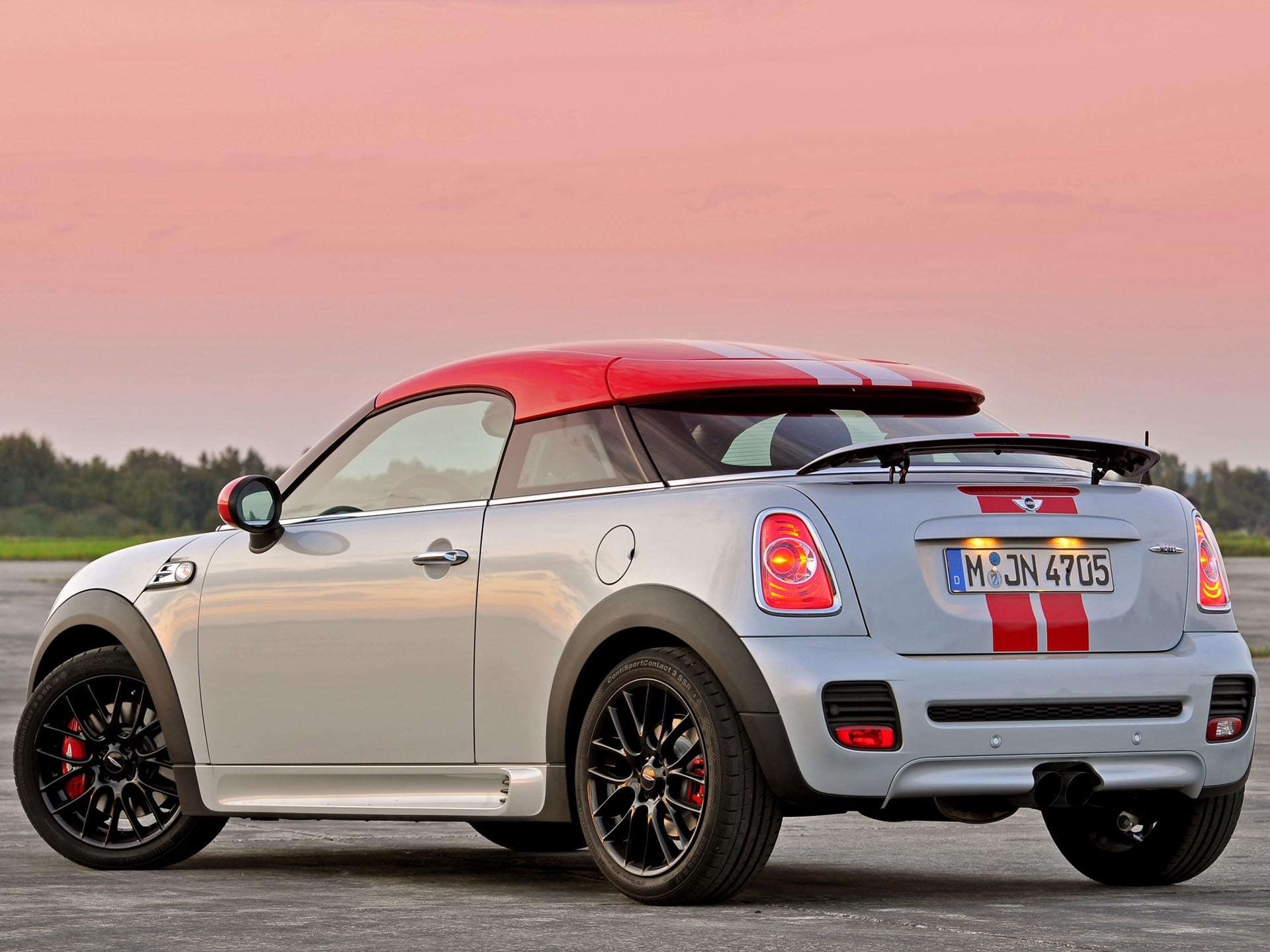MINI Cooper John Cooper Works Coupe rear