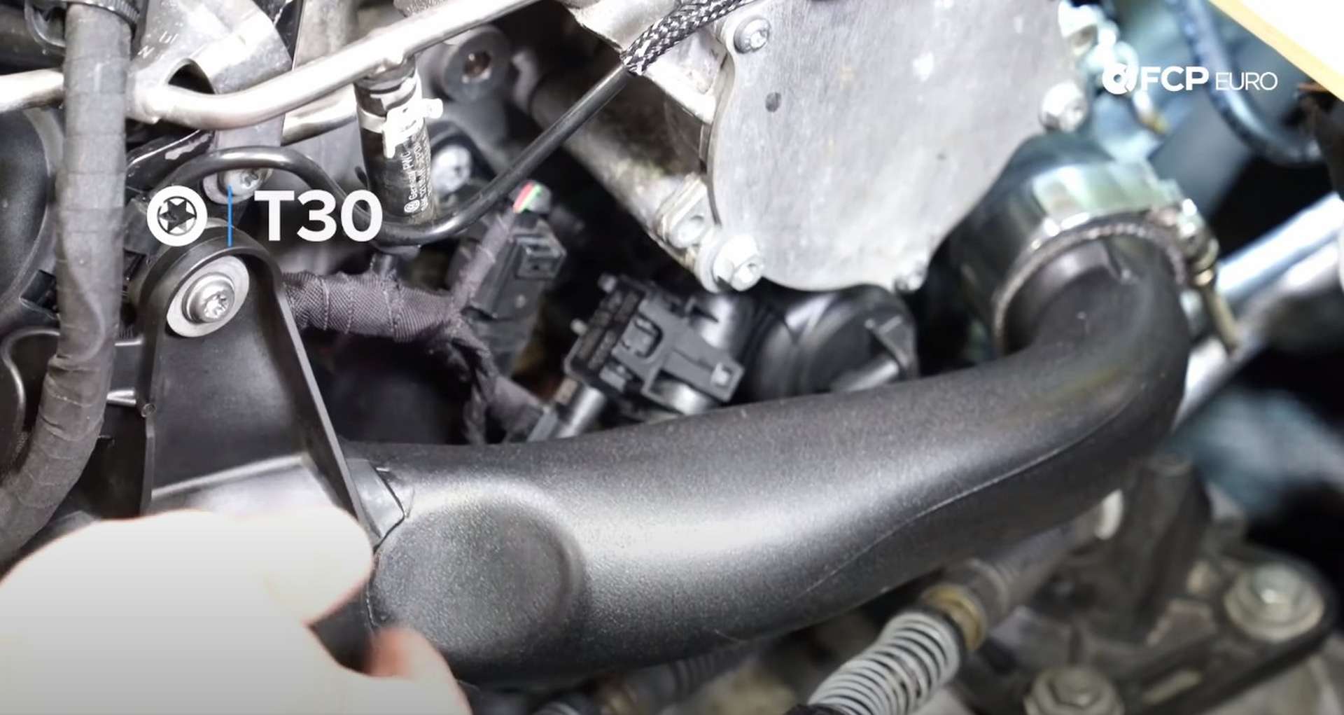 72-DIY_VW_GTI_Clutch-Job-Buttoning-Engine-Bay