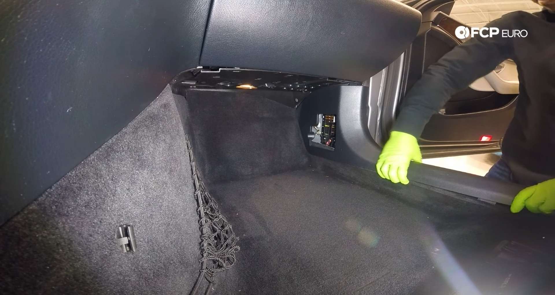 How To Replace A MercedesBenz W205 Auxiliary Battery FCP Euro