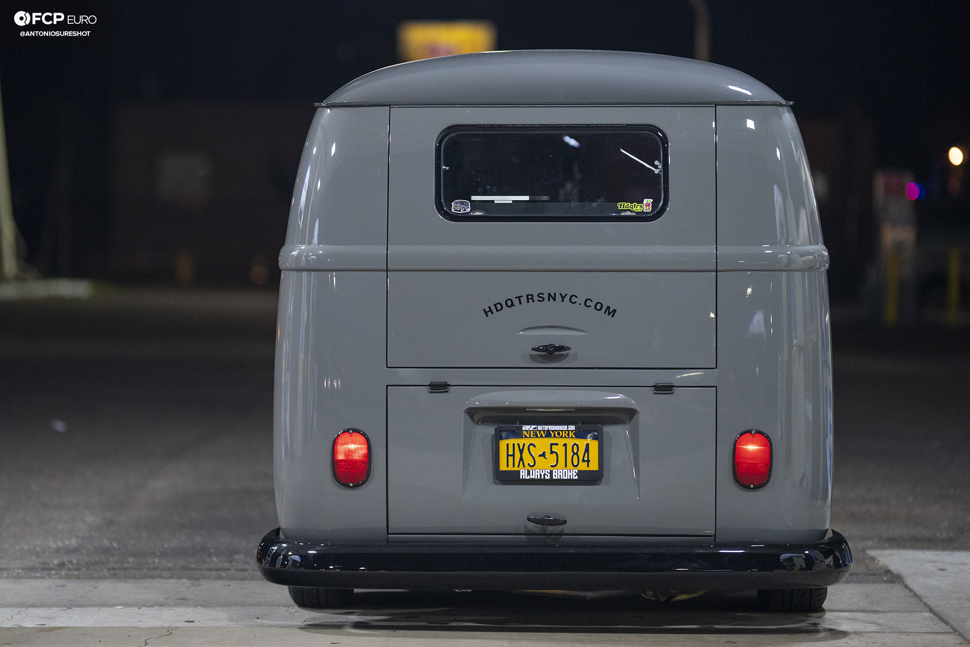 Vw Bus HDQTRS NYC A9A02257