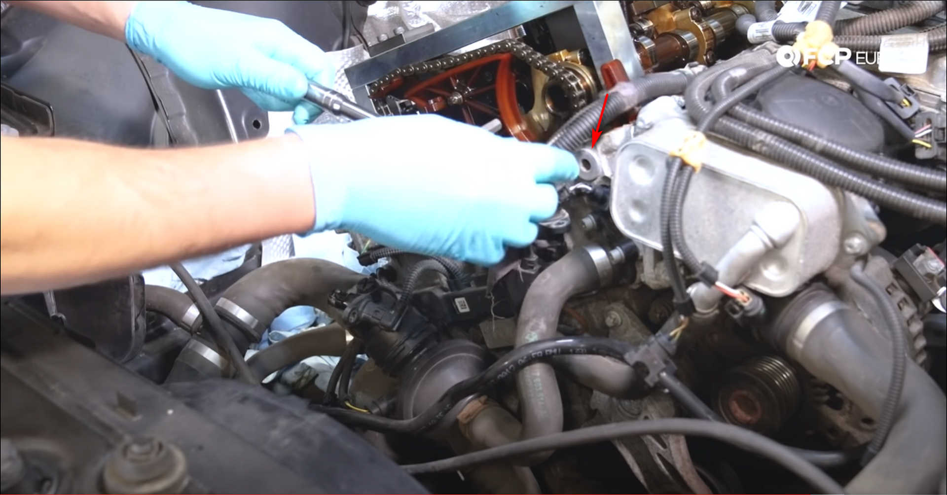 DIY BMW N20 Timing Chain removing the timing chain bolt plugs