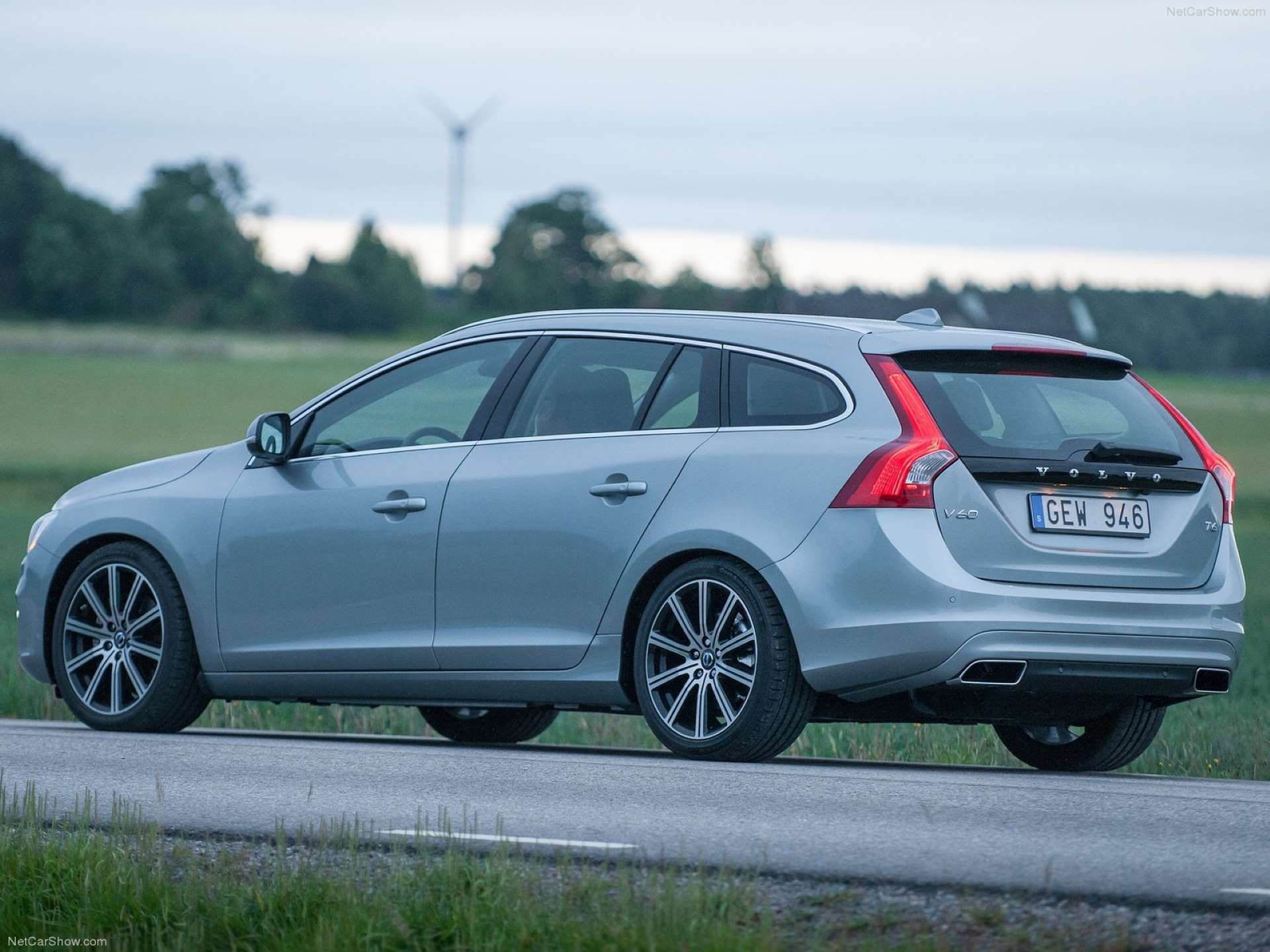 Best FWD Under $25k Volvo V60 front rear-quarter