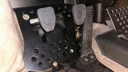 How To Replace The Accelerator Pedal On An Air-Cooled Porsche 911