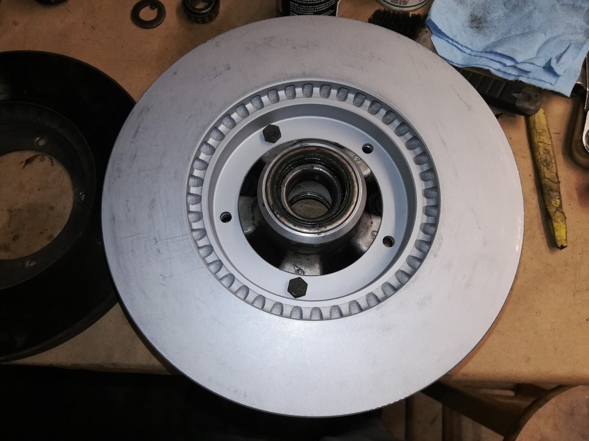 Air-cooled Porsche 911 front rotor replacement