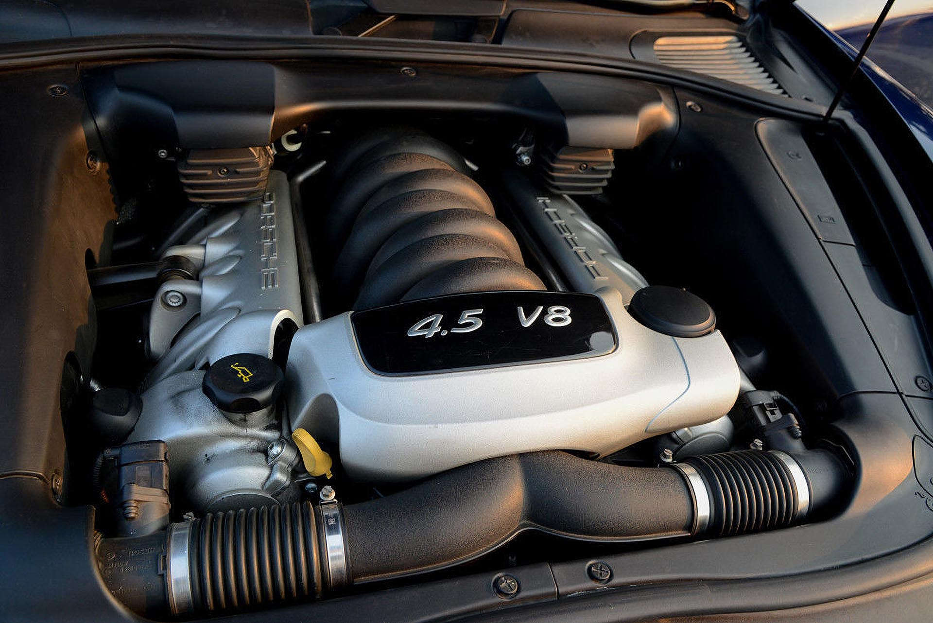 11_Porsche Cayenne S Engine