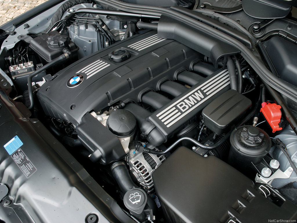 EVERGREEN BMW E90 VS F30 engine shot
