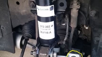 How to Replace Front Struts on a Saab 9-3