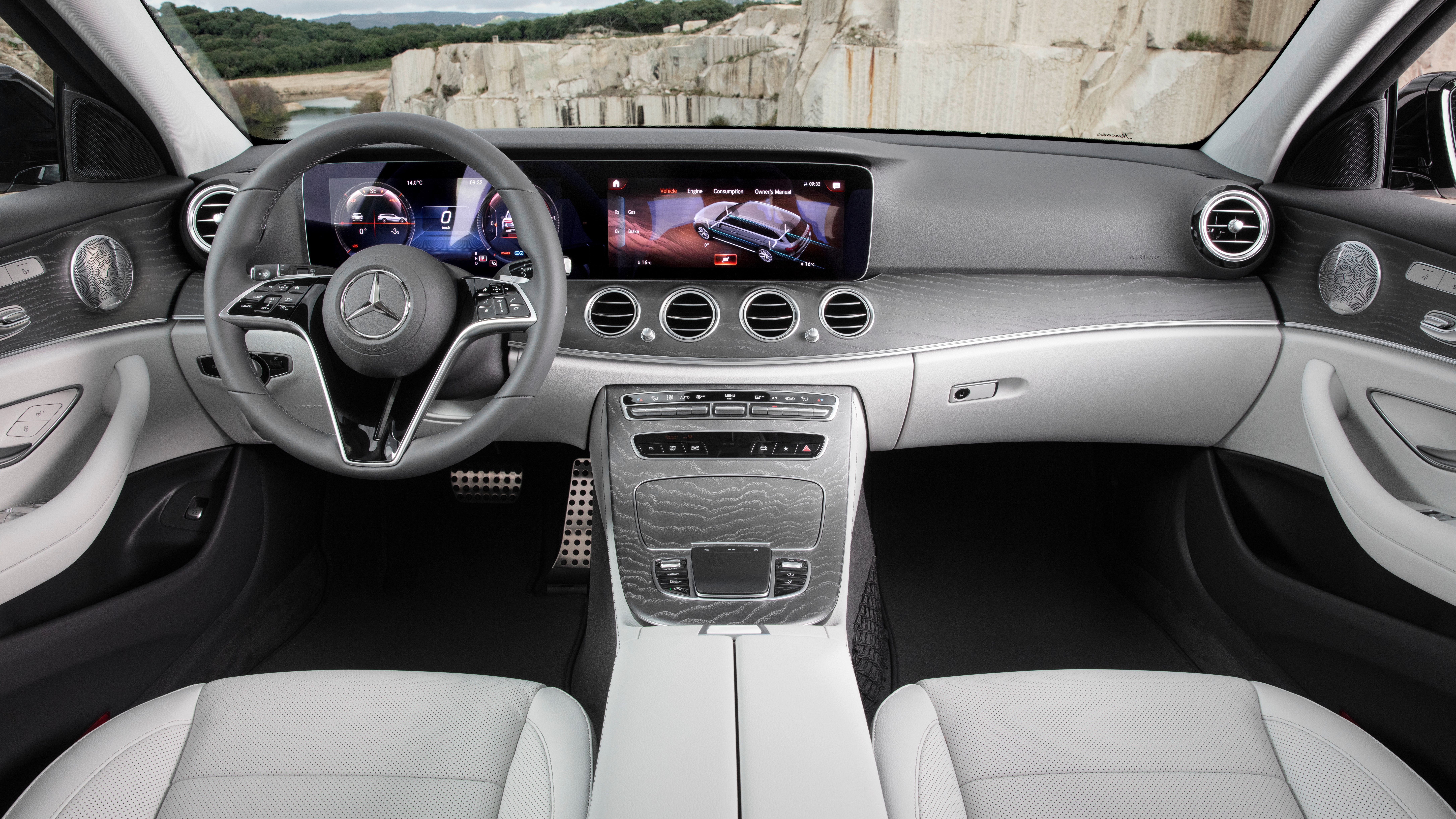 Mercedes-Benz E450 All-Terrain Interior