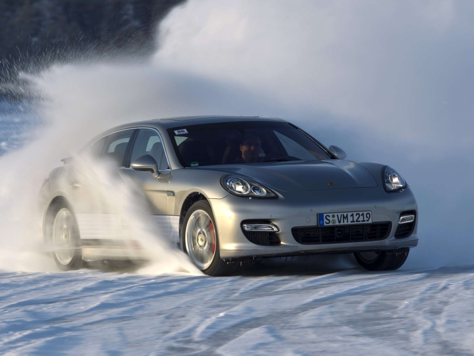 Listicle Best Dadmobiles Porsche Panamera 4S snow drift