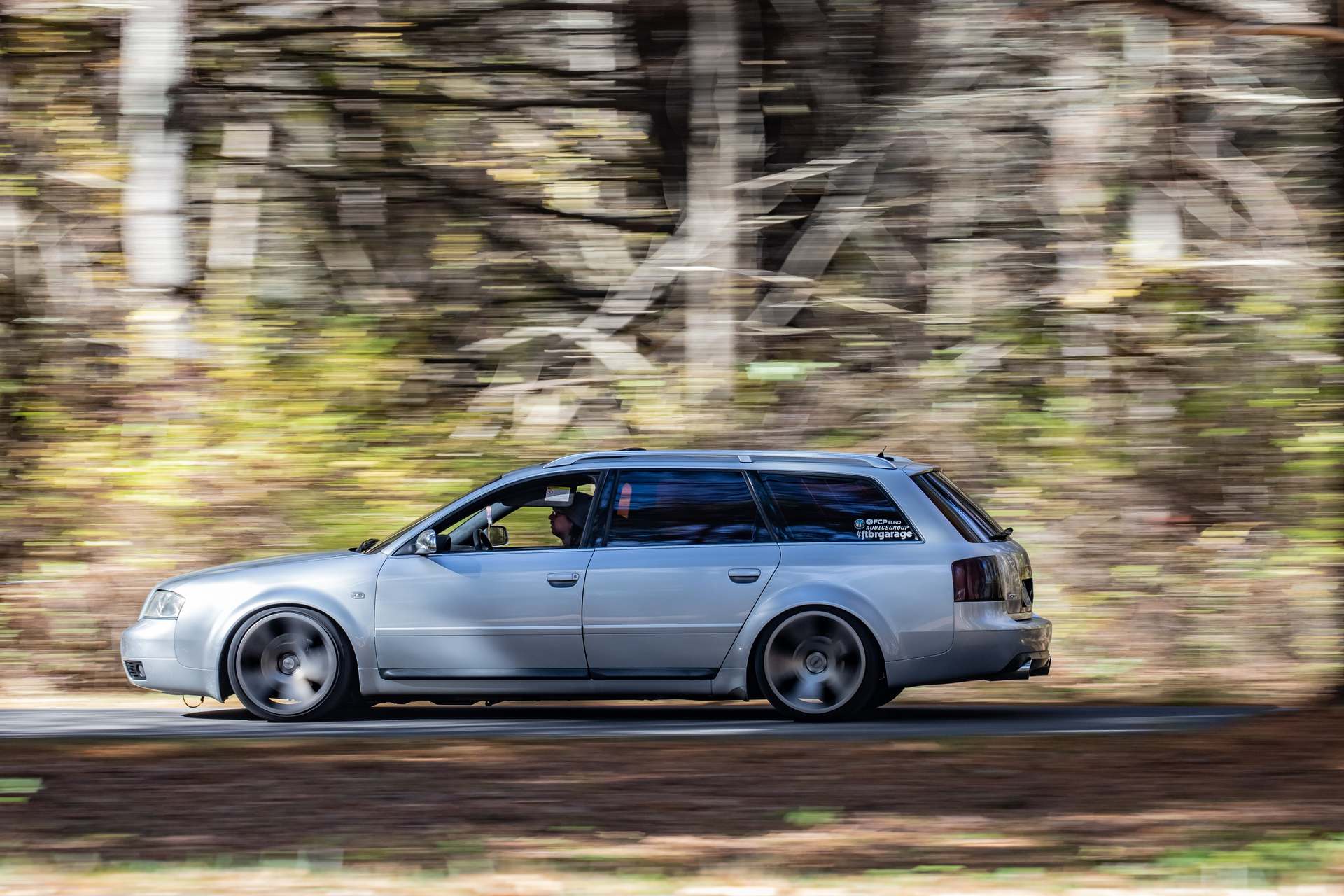 C5-Audi-S6-Avant-Profile.jpg