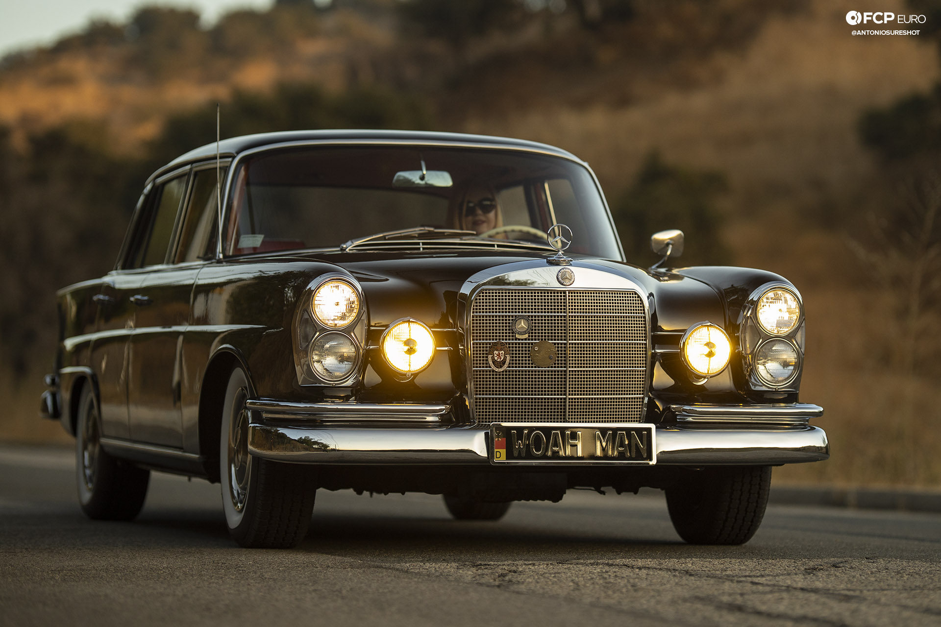Mercedes Benz 220S Heckflosse Fintail W111 Belinda Benzo EOSR1814