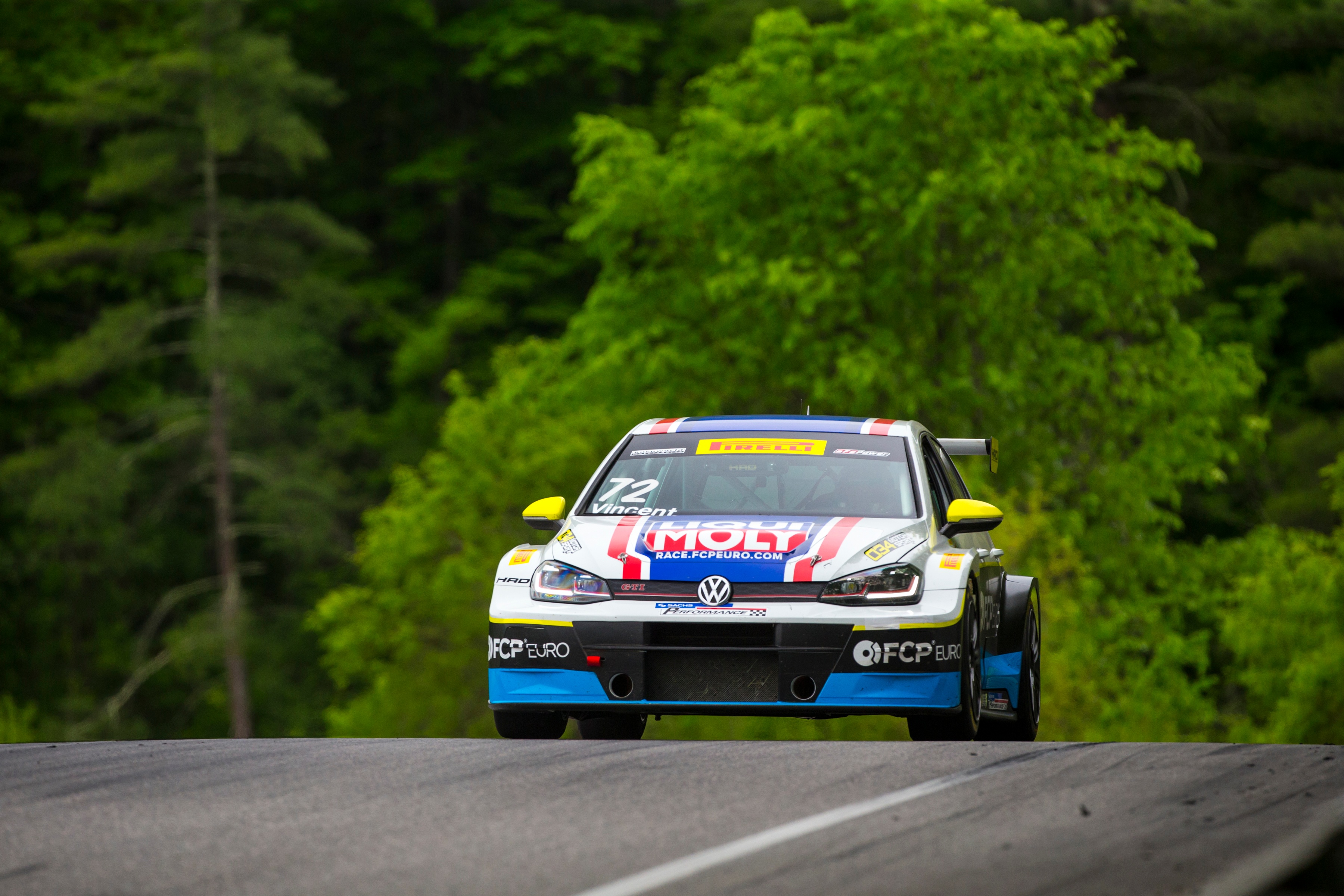 2018-Volkswagen-GTI-TCR-LRP-2