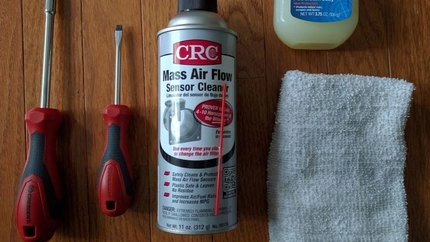 How to Clean the MAF on a Saab 9-3