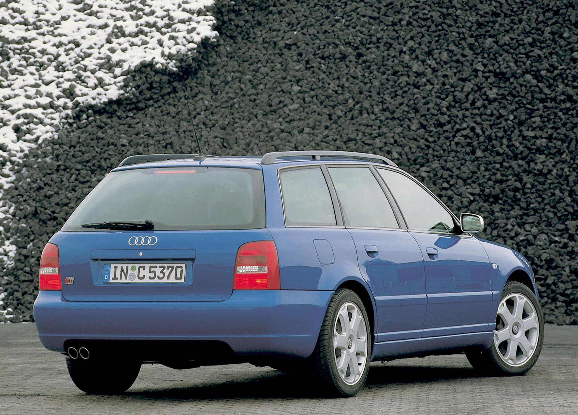 03_B5 Audi S4 2.7t Avant Nogaro Blue rear