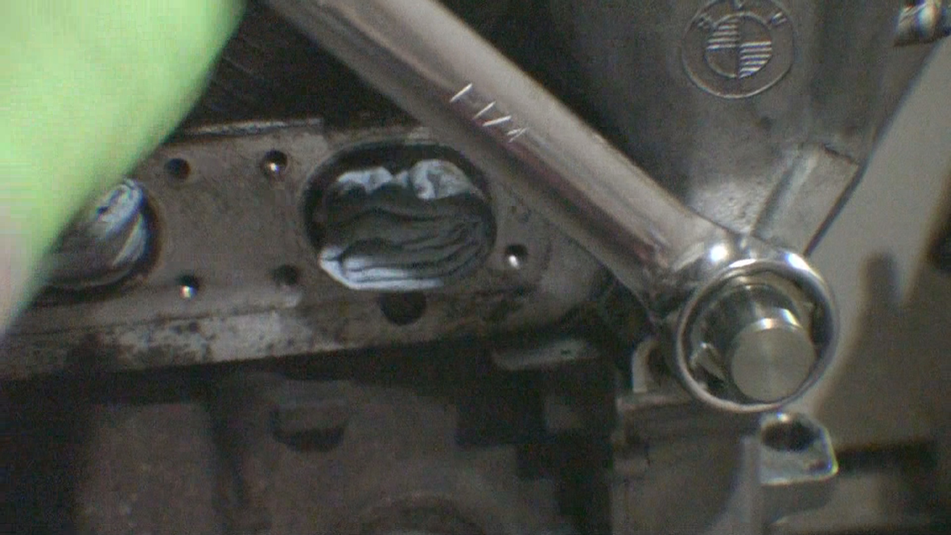 tightening tensioner