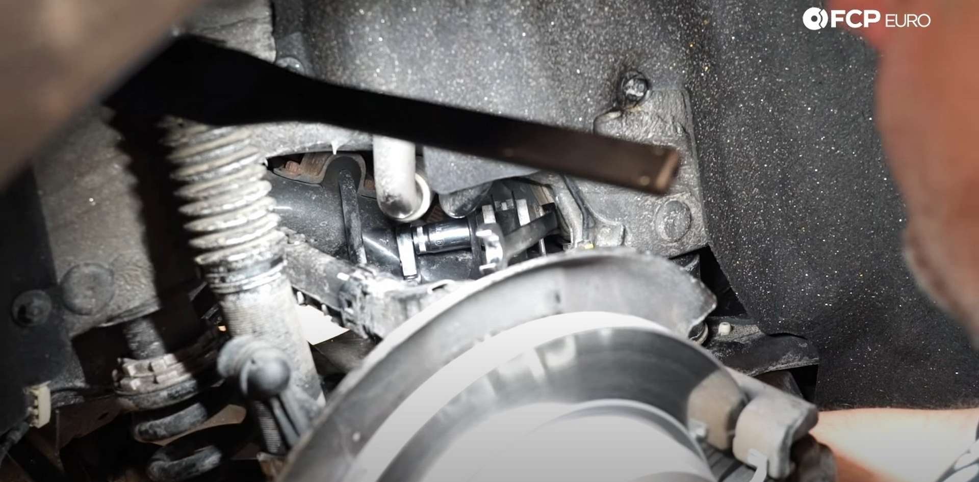 DIY BMW F30 Rear Control Arm Replacement forward upper control arm's inner bolt location