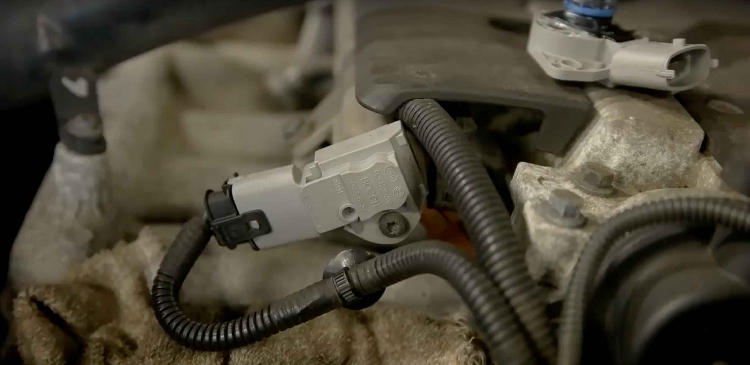 Fuel rail pressure sensor volvo xc90 discount
