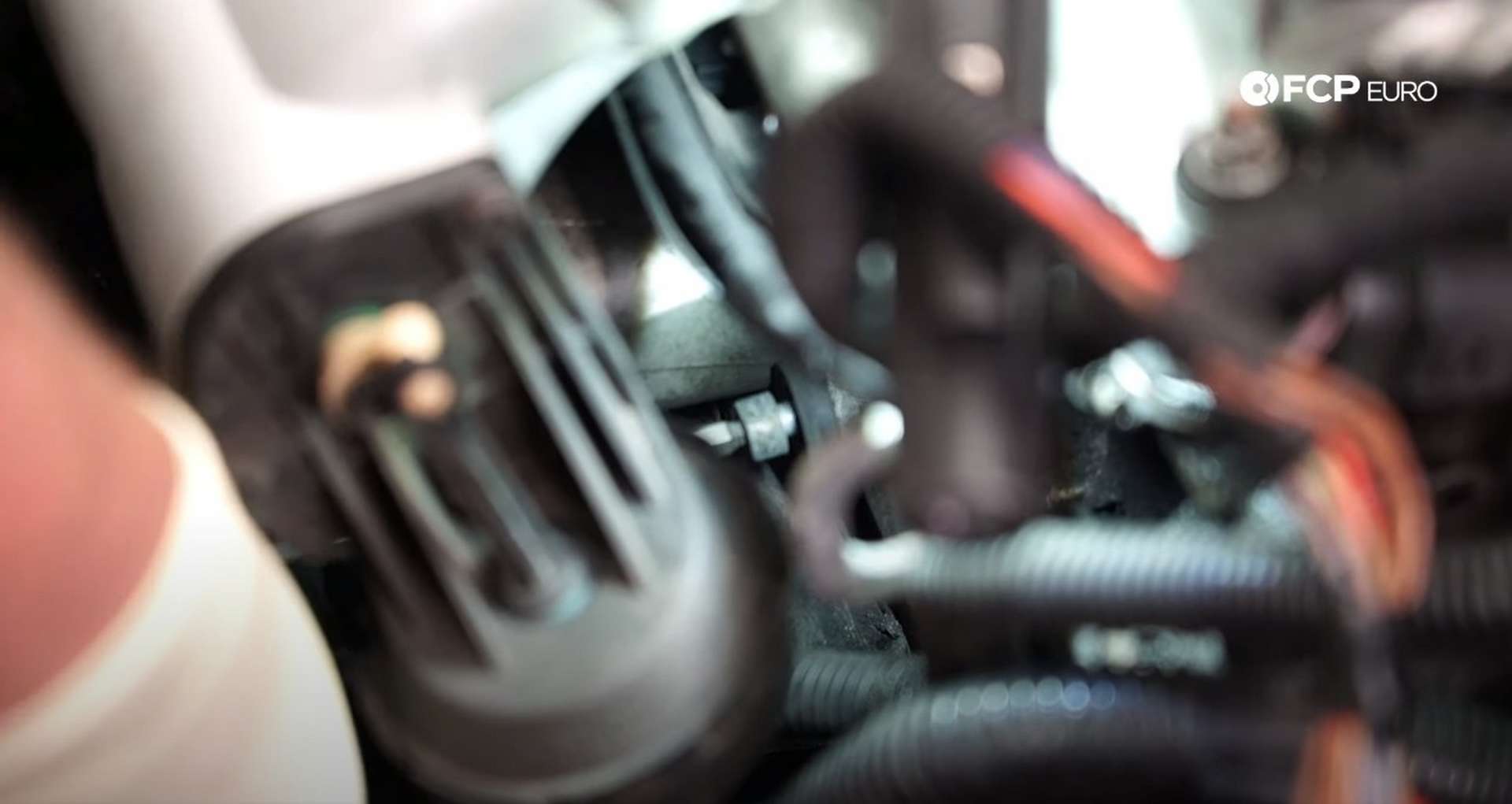 35-DIY-VW-VR6-Valve-Cover-Gasket-Removing-Intake-Manifold