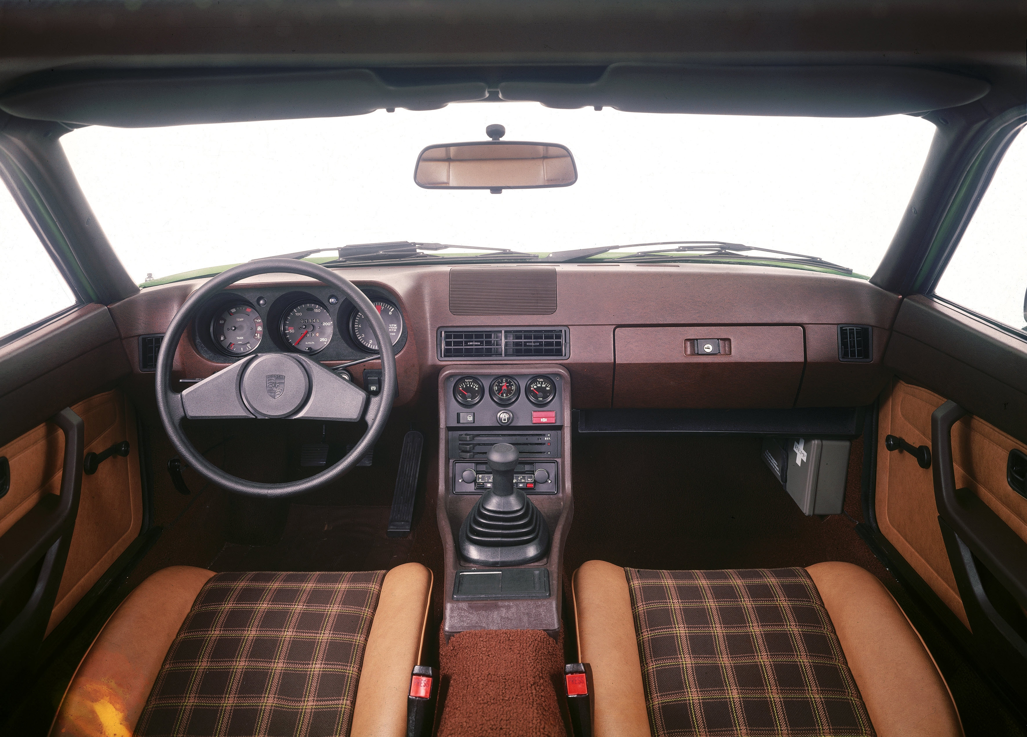 Affordable Vintage Models Porsche 924 interior