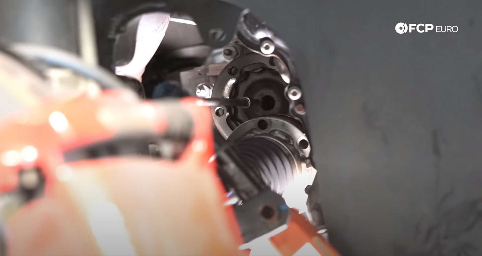 55-DIY_VW_GTI_Clutch-Job-Reinstalling-LSD
