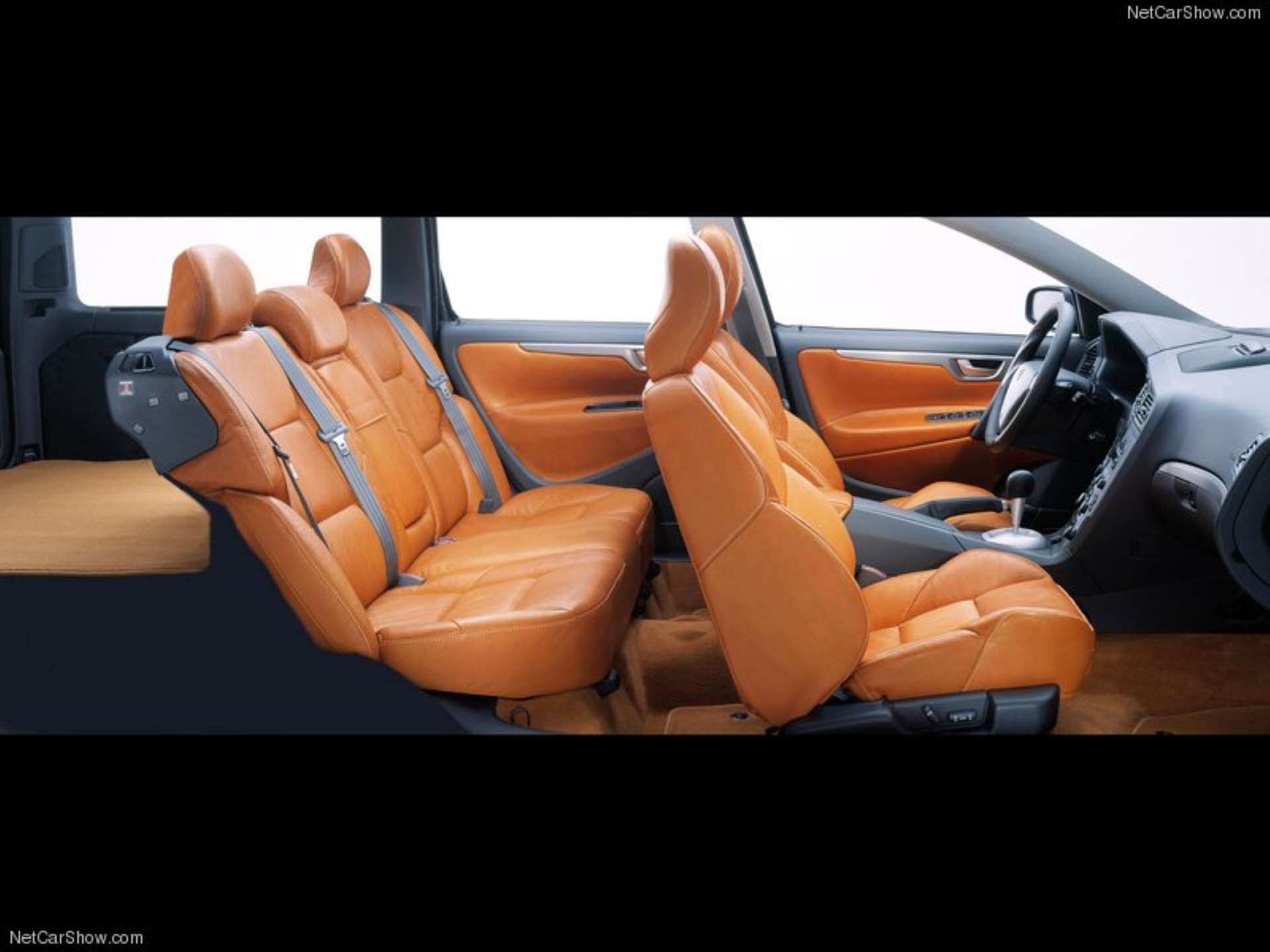 Listicle Best Dadmobiles Volvo V70R/S60R interior