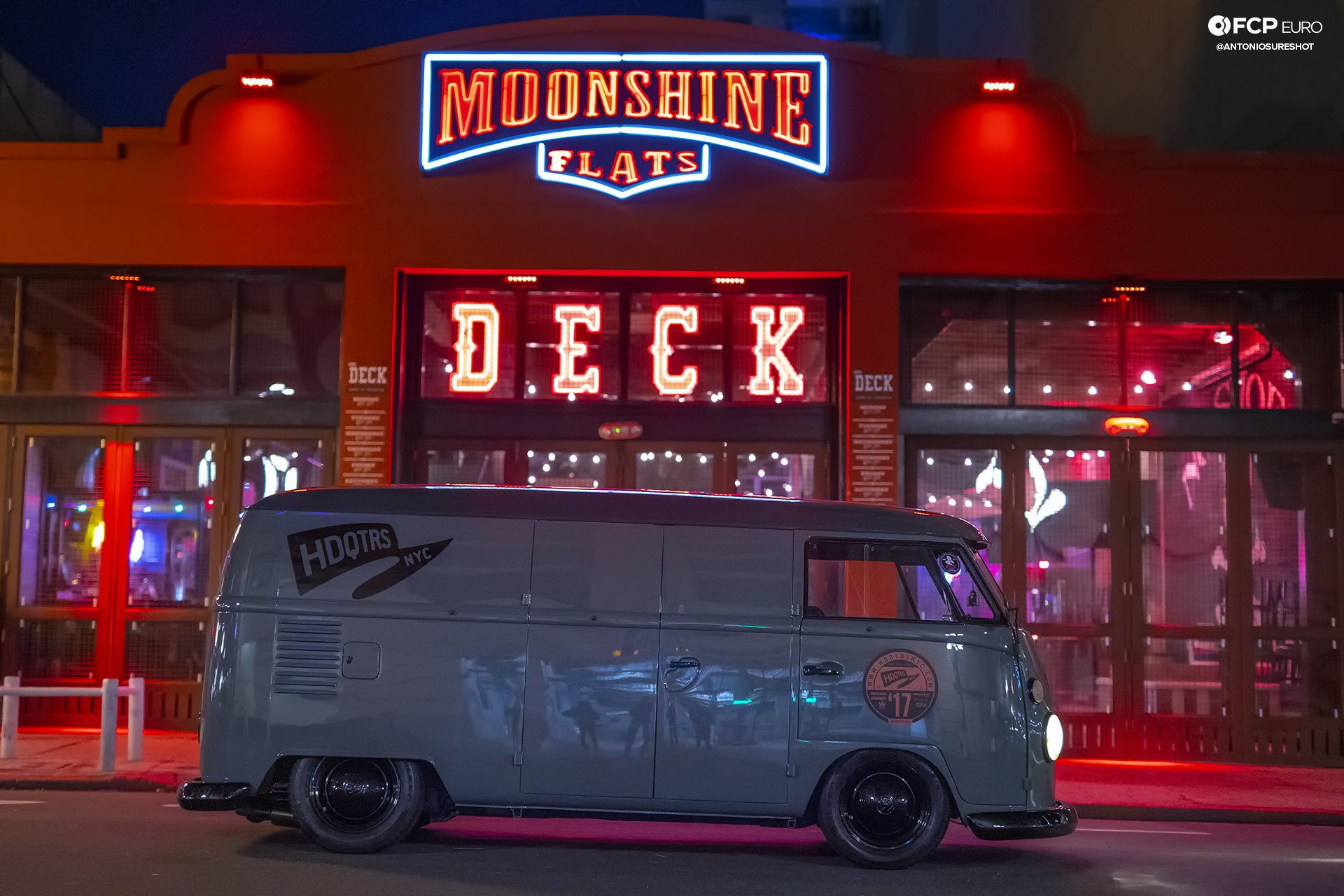 Vw Bus HDQTRS NYC A9A02349