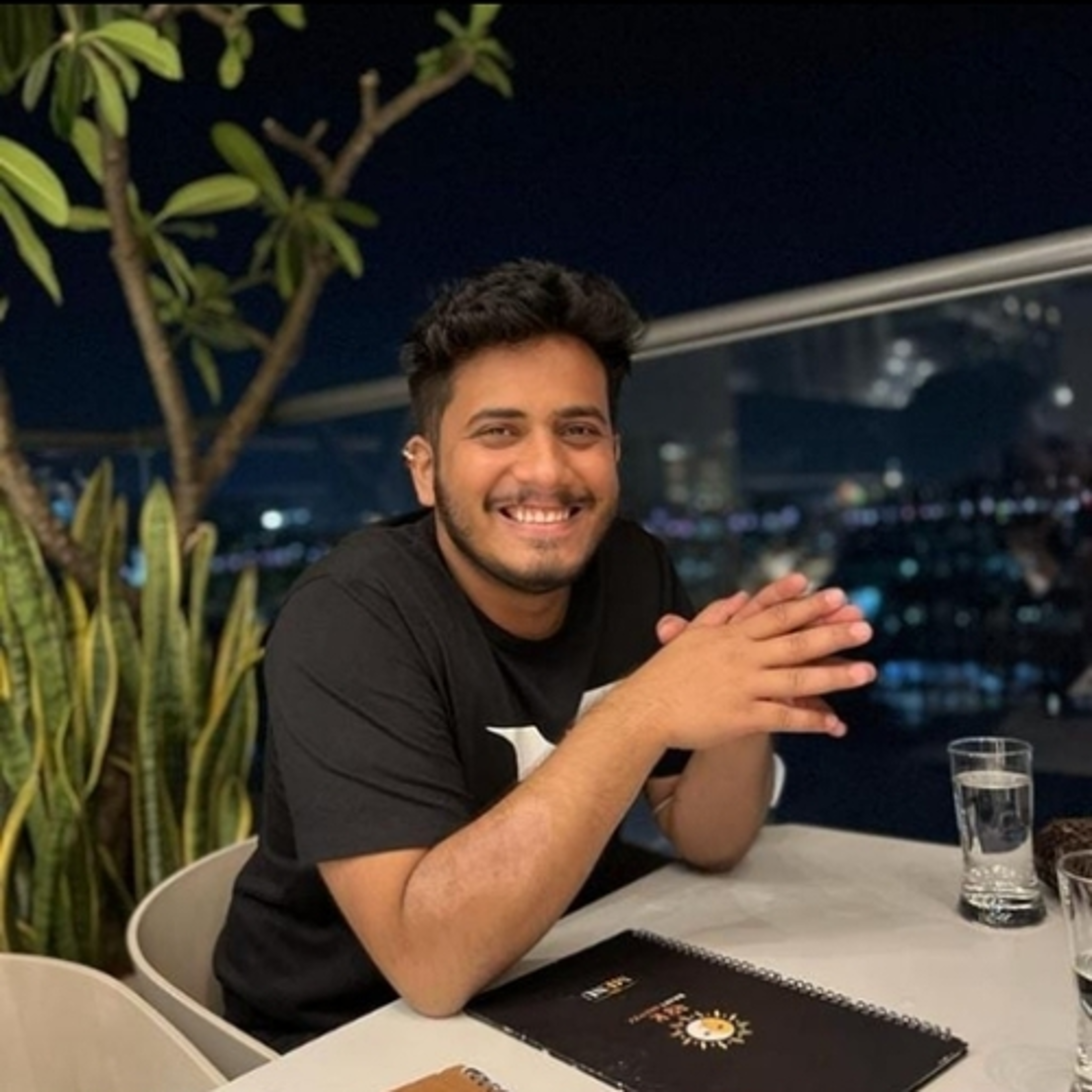 author.anuj.png