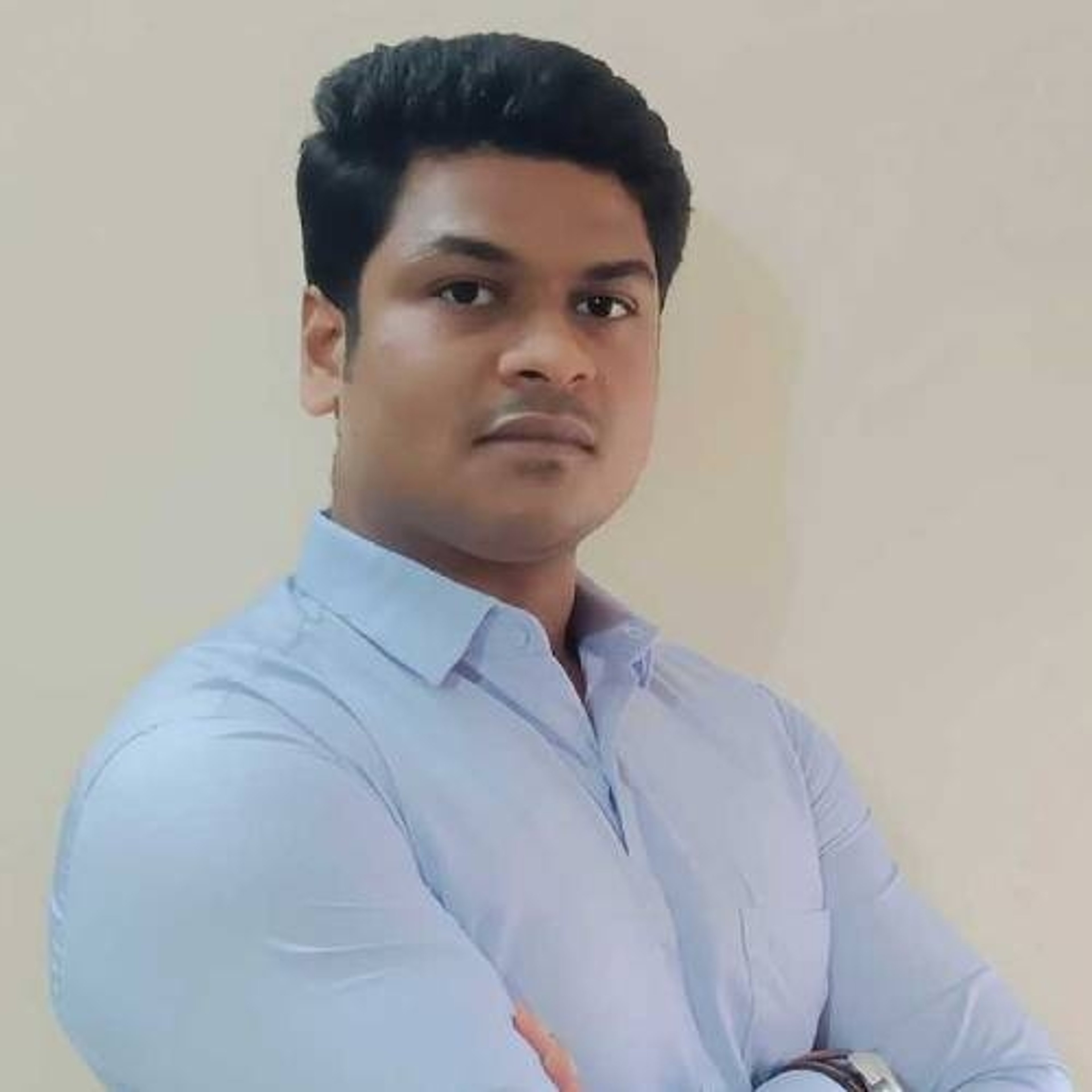 deepak-poojari-headshot.jpg
