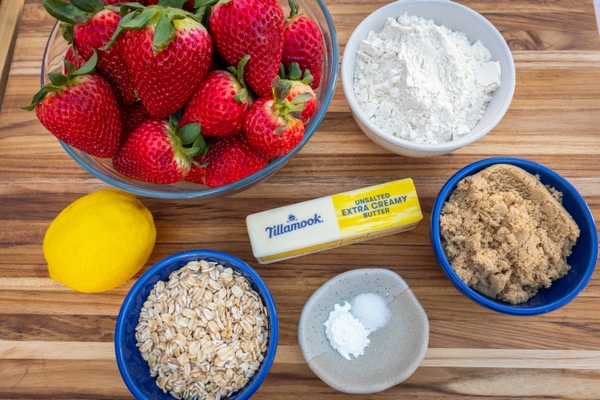 Strawberry_Crisp_7.jpg