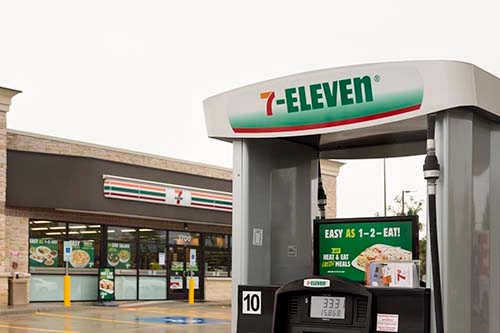 Storefront 7-Eleven® Photo 146