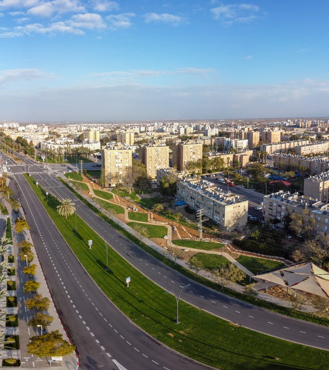 iStock-1282266334_Beer-Sheva.jpg
