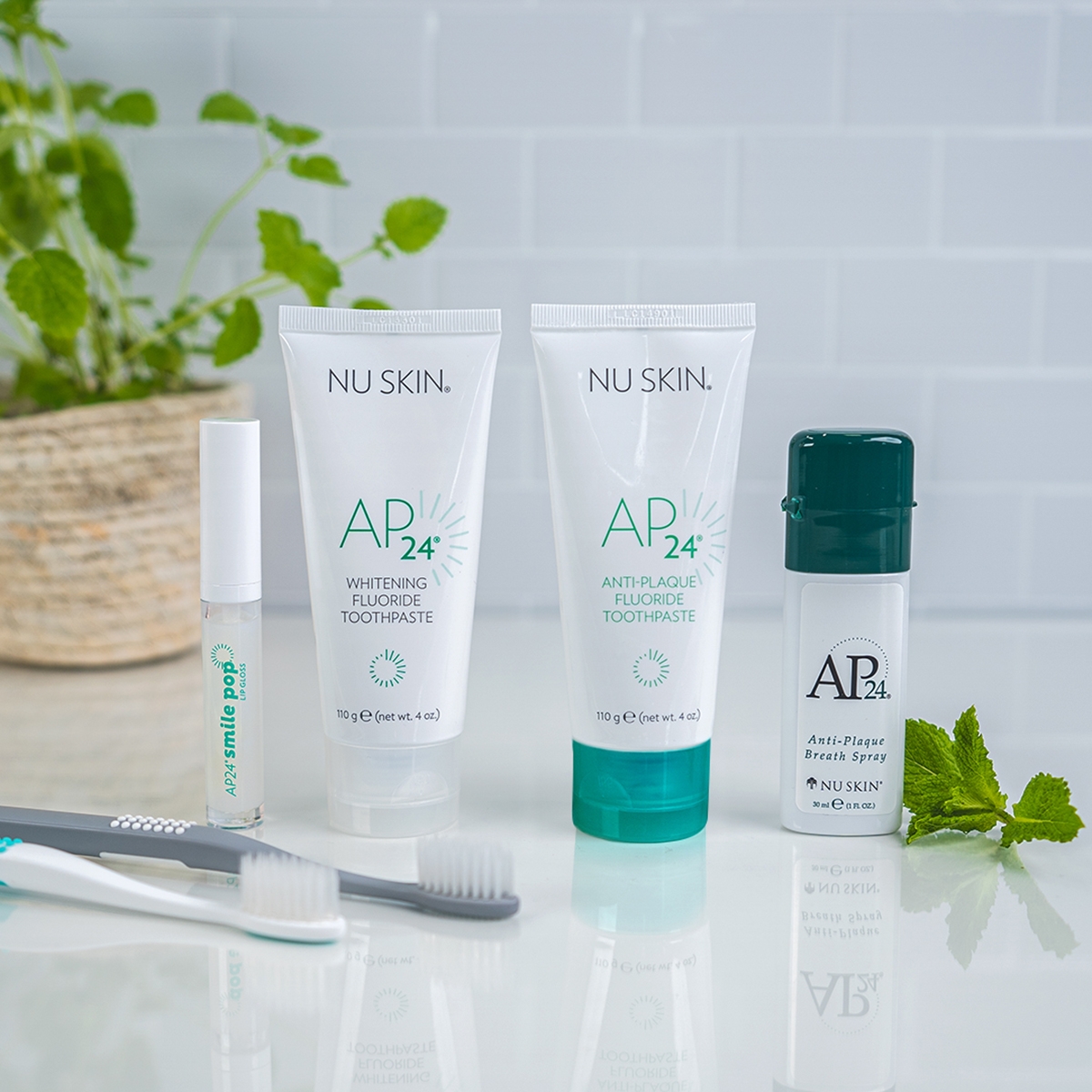Labe verklaren Gezamenlijke selectie AP 24® Whitening Fluoride Toothpaste | Nu Skin