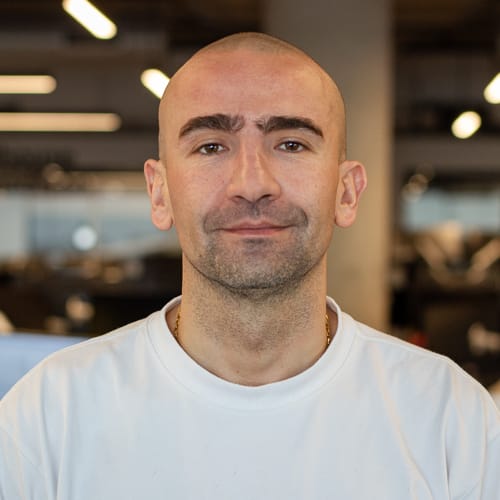 Headshot of Chris Johans