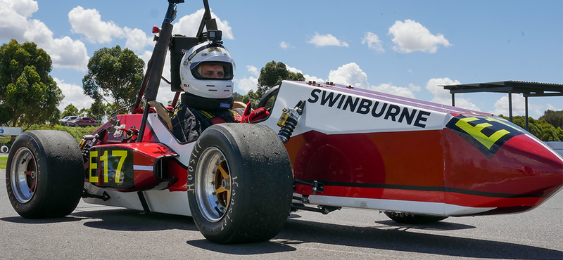 Jaycar Electronics is helping Team Swinburne go for gold!