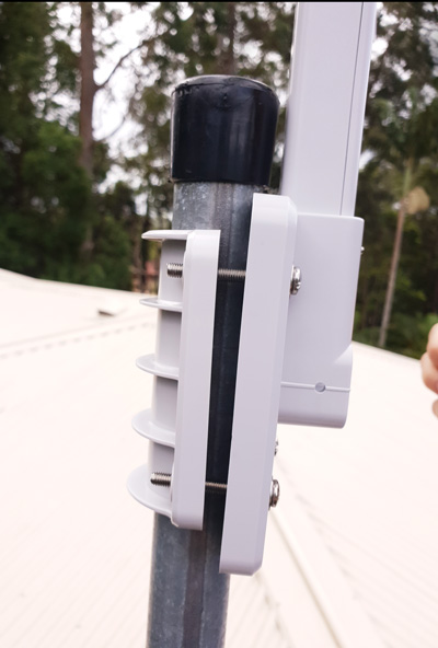 5-In-1_Sensor_On_Pole.jpg