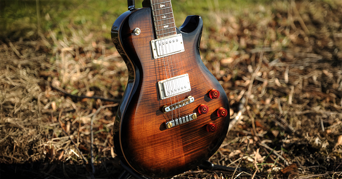 Paula mit Tele-Twist: PRS SE McCarty 594 Singlecut im Praxischeck