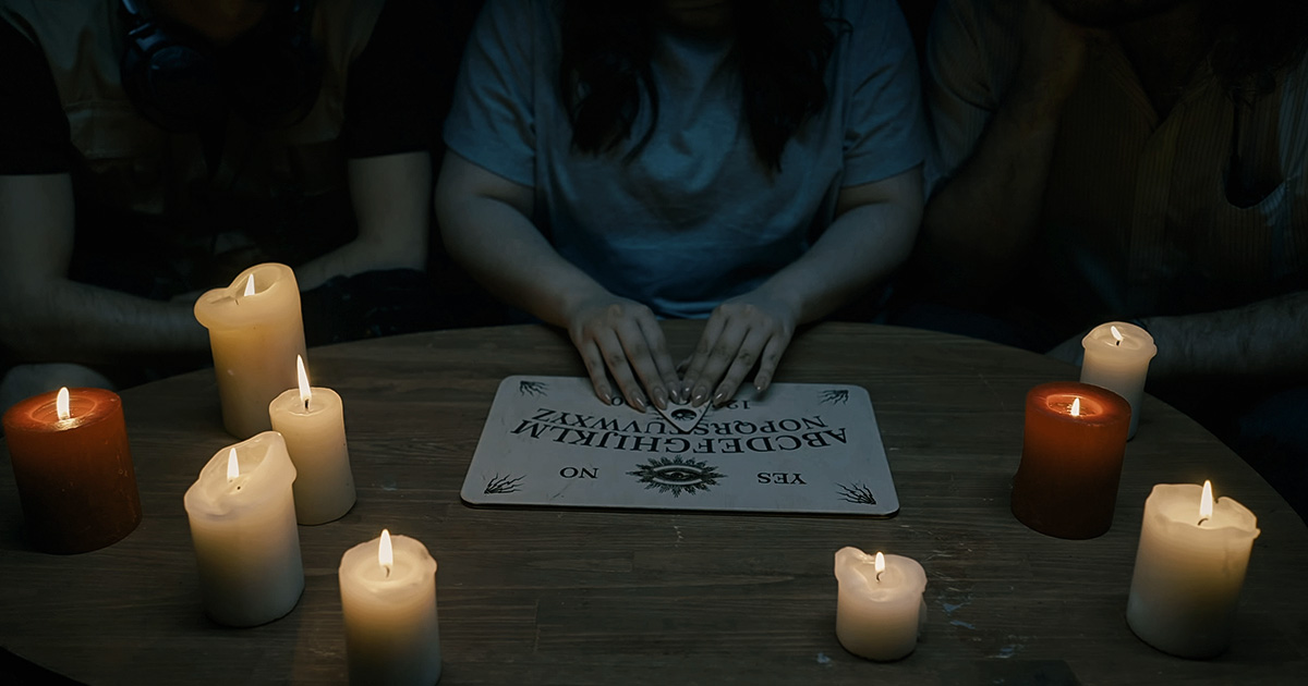 blog-ele-ouija-board-03.jpg