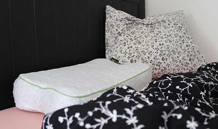 blog-ado-blackroll-kissen.jpg