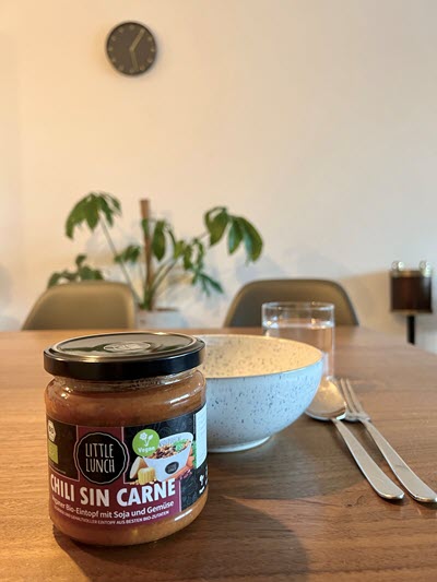 blog-ele-veganuary-10-little-lunch.jpg