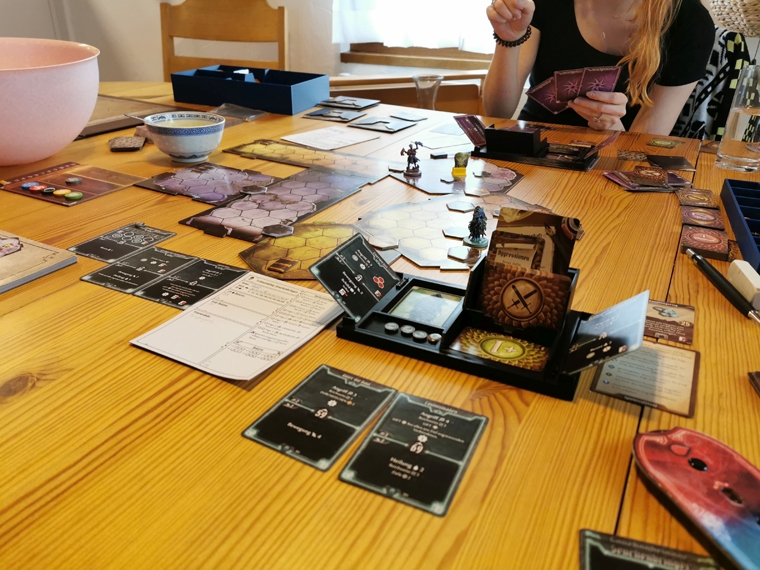 blog_miwi_spielezeit_gloomhaven.jpg