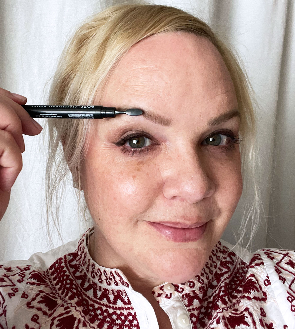Brack_Brows_SteffiSelfie.jpg