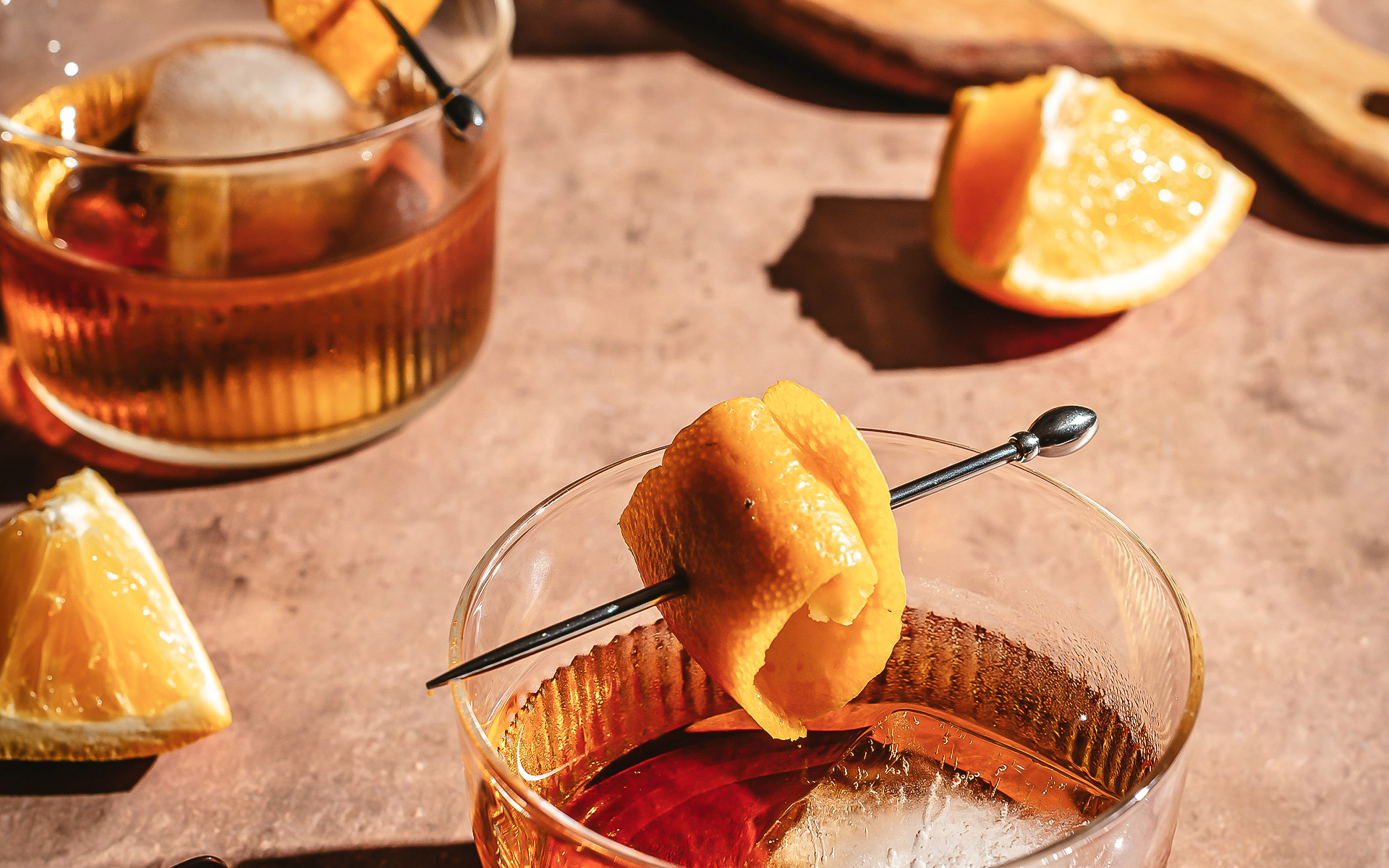 Alkohol als ein gesellschaftlich normalisiertes Gut. Quelle: Unsplash | Natalie Behn